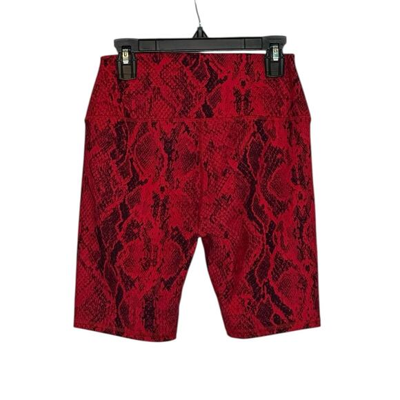 Alo red python snake print high waist Vapor Biker Shorts size small - Picture 2 of 6